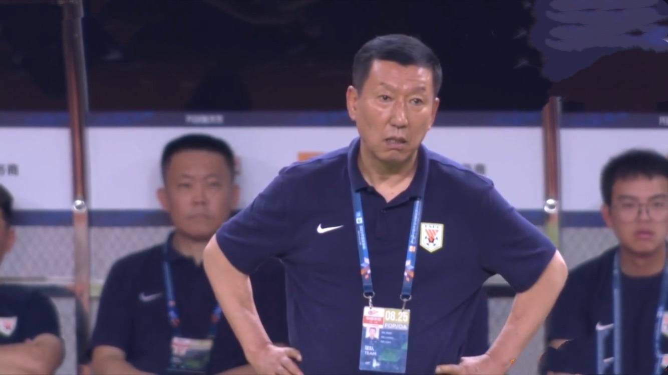 ——这场大胜是阿森纳重回欧冠的“郑重声明”吗我们能够以这种方式获胜真是太好了，但我认为我们在主场零封，并且进了很多球，这是一个真正积极的因素，这些球员需要有这些经验，并相信我们可以对抗强大的对手。